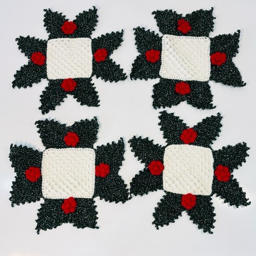 Vintage Crocheted Christmas Doilies Set of 4 Holly - photo 3