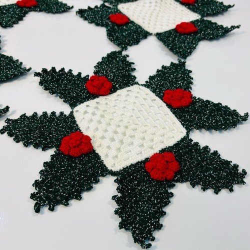 Vintage Crocheted Christmas Doilies Set of 4 Holly - photo 4