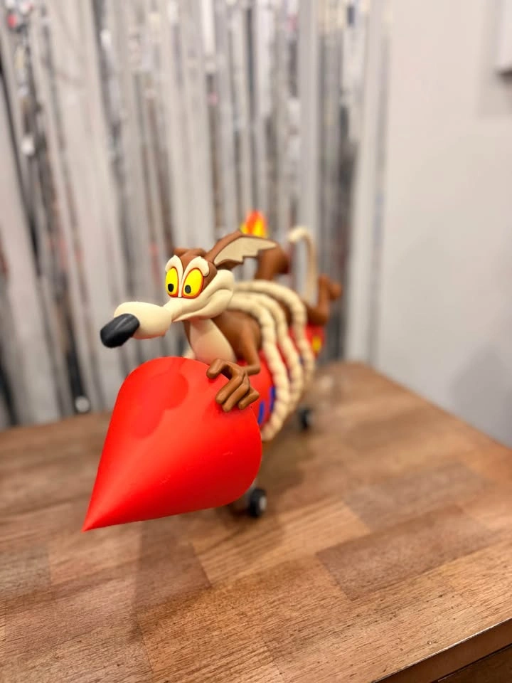 Looney Tunes Wile E. Coyote ACME Rocket Statue - photo 2