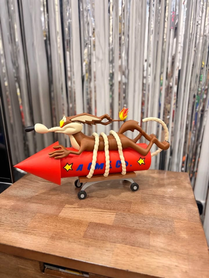 Looney Tunes Wile E. Coyote ACME Rocket Statue - photo 3
