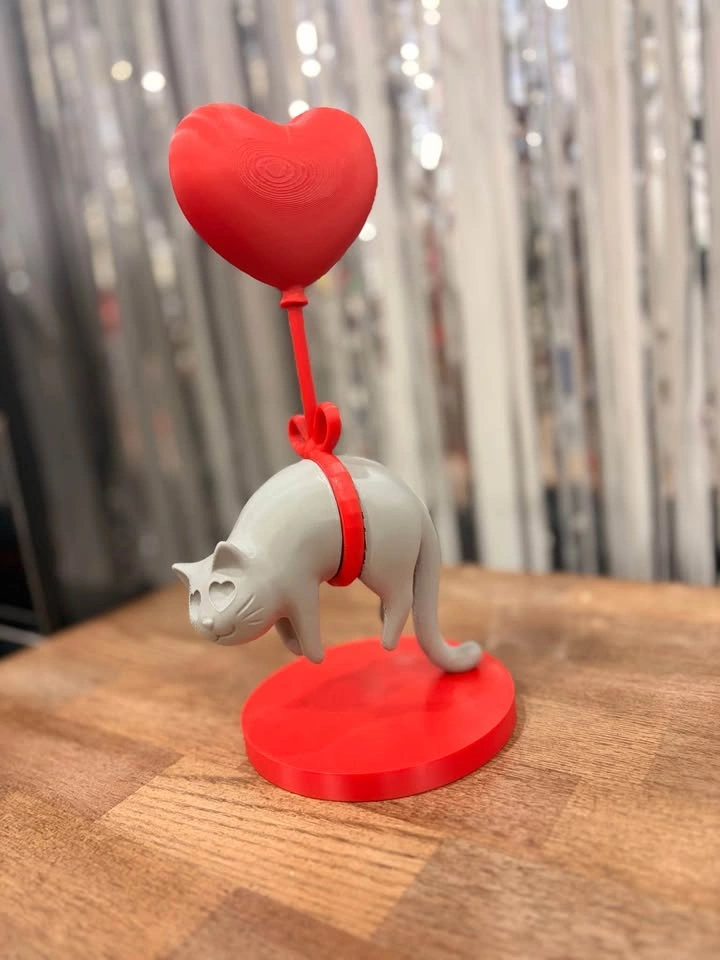 3D Printed Cat with Heart Balloon Figurine - photo 2