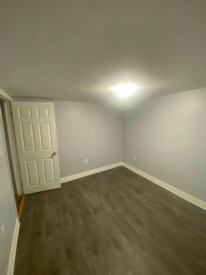 1 Bed 2 Baths - House