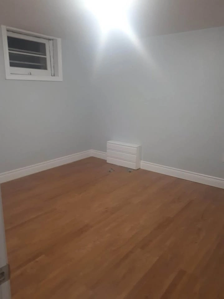 1 Bed 2 Baths - House - photo 3