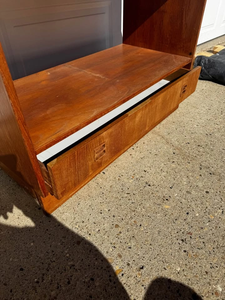 Mid Century Modern Danish Teak Cabinet by Mobler - photo 2