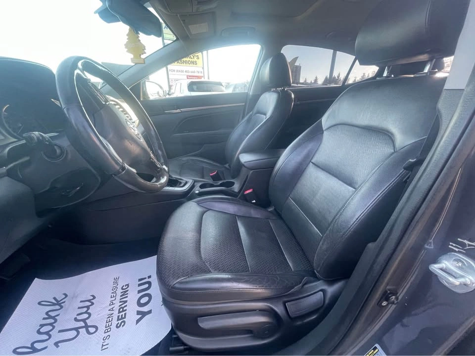 2020 Hyundai Elantra - photo 5
