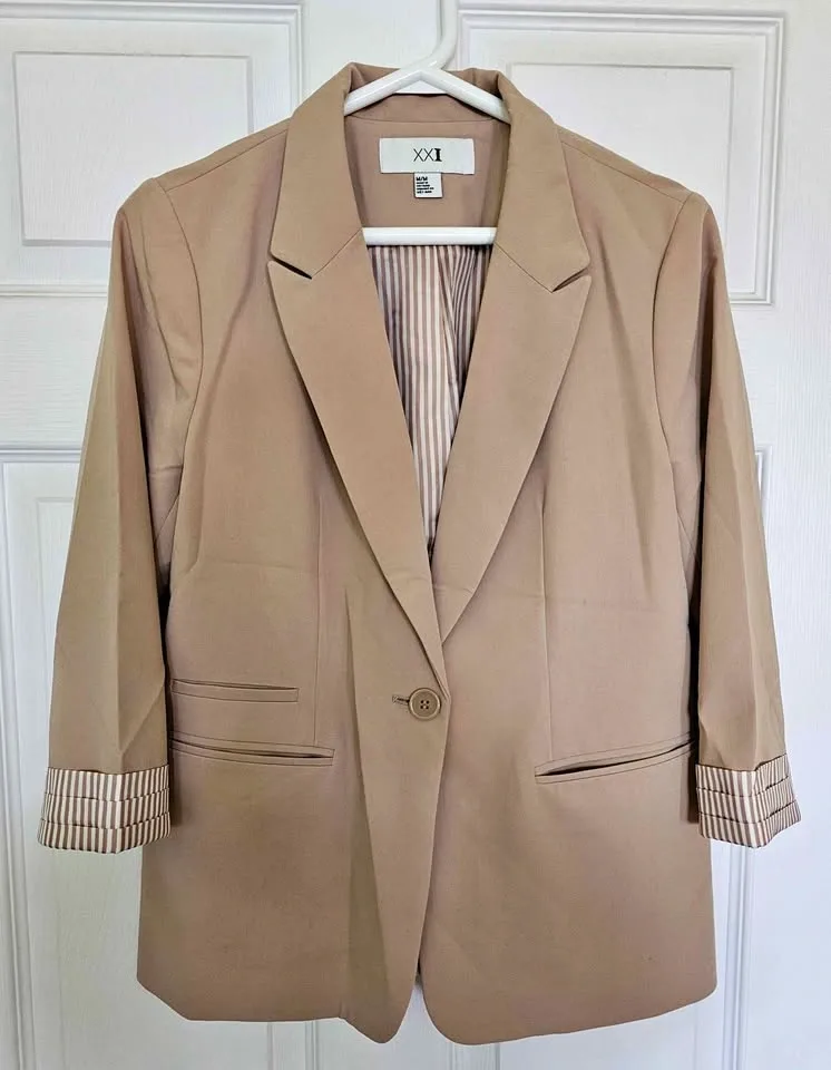 Brand New Forever 21 XXI Tan Beige Striped Lining Blazer - Size
