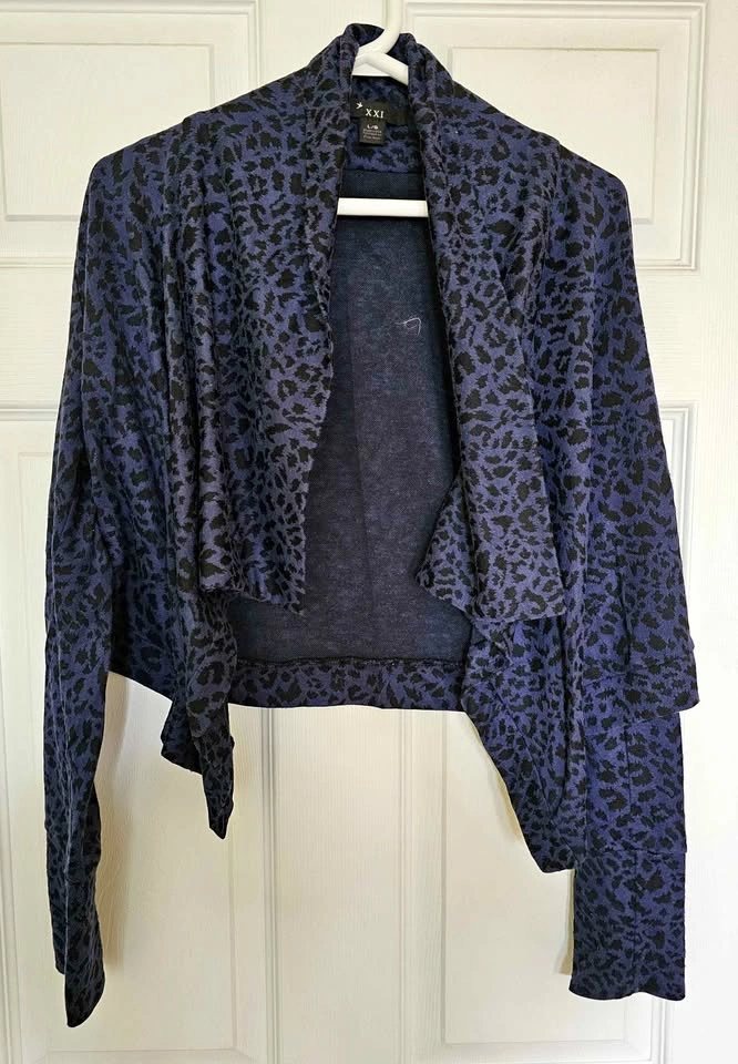 Forever 21 XXI Blue Animal Leopard Print Drape Cardigan - L