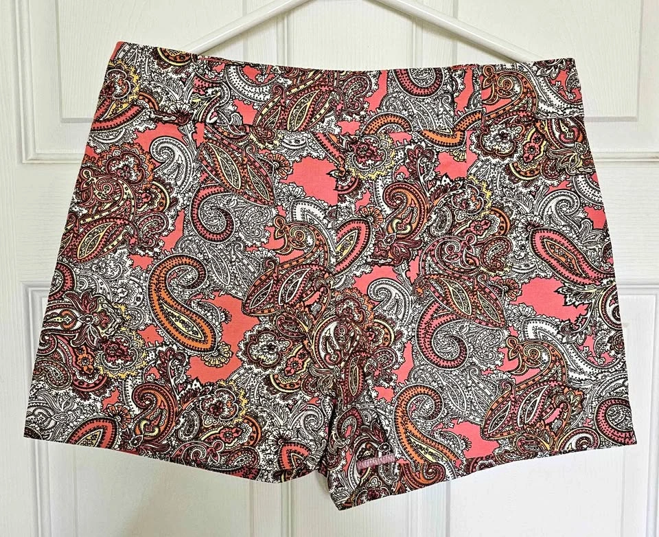 H&M Women's Pink Paisley Printed Stretch Cotton Shorts - Size 10