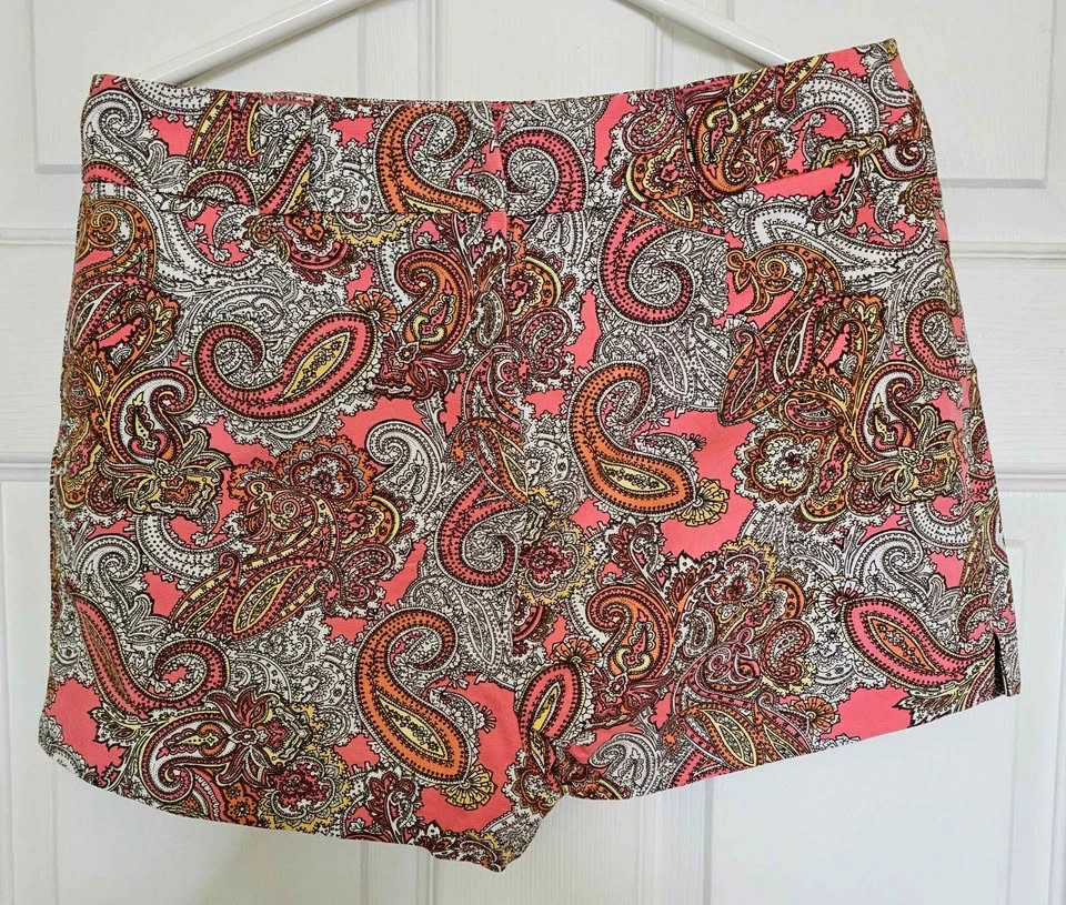 H&M Women's Pink Paisley Printed Stretch Cotton Shorts - Size 10 - photo 2