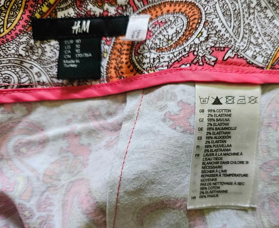 H&M Women's Pink Paisley Printed Stretch Cotton Shorts - Size 10 - photo 3