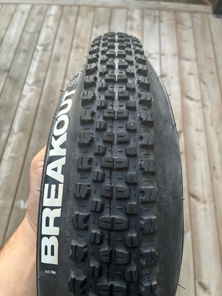 WTB Breakout 29x2.3 + Trail Boss 29x2.25 MTB Tires - photo 2