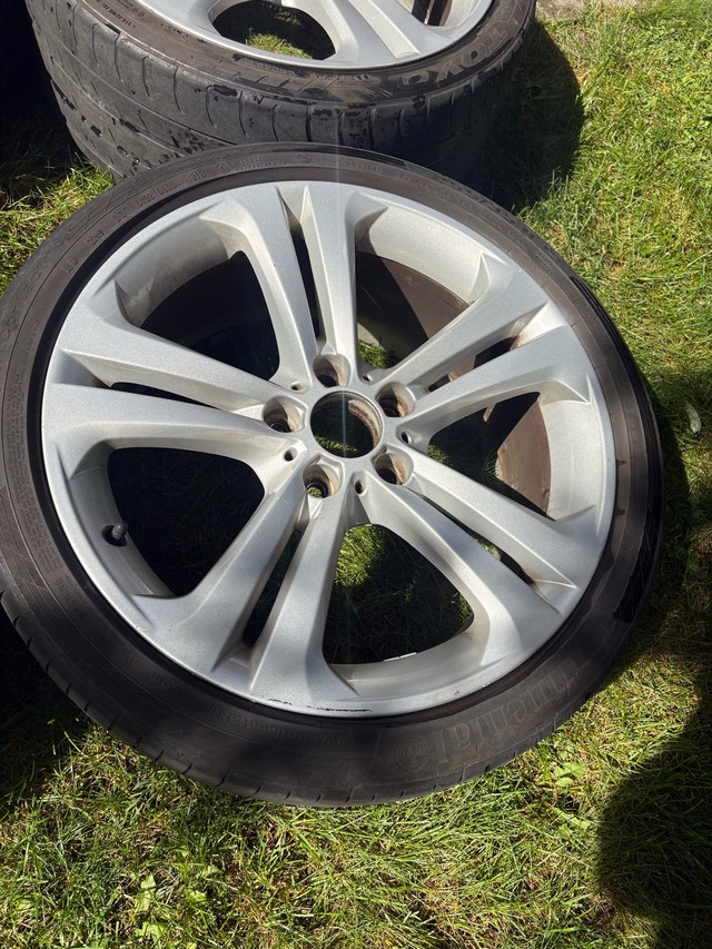 OEM BMW Rims 19 inch- staggered - photo 2