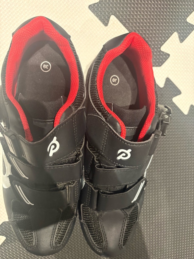 Peloton Shoes size 8-8.5 euro 30 - photo 3