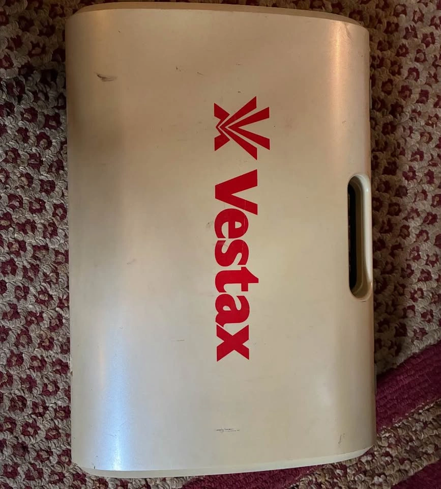 Vestax Handy Trax Portable Record Player w/built in speaker - photo 2