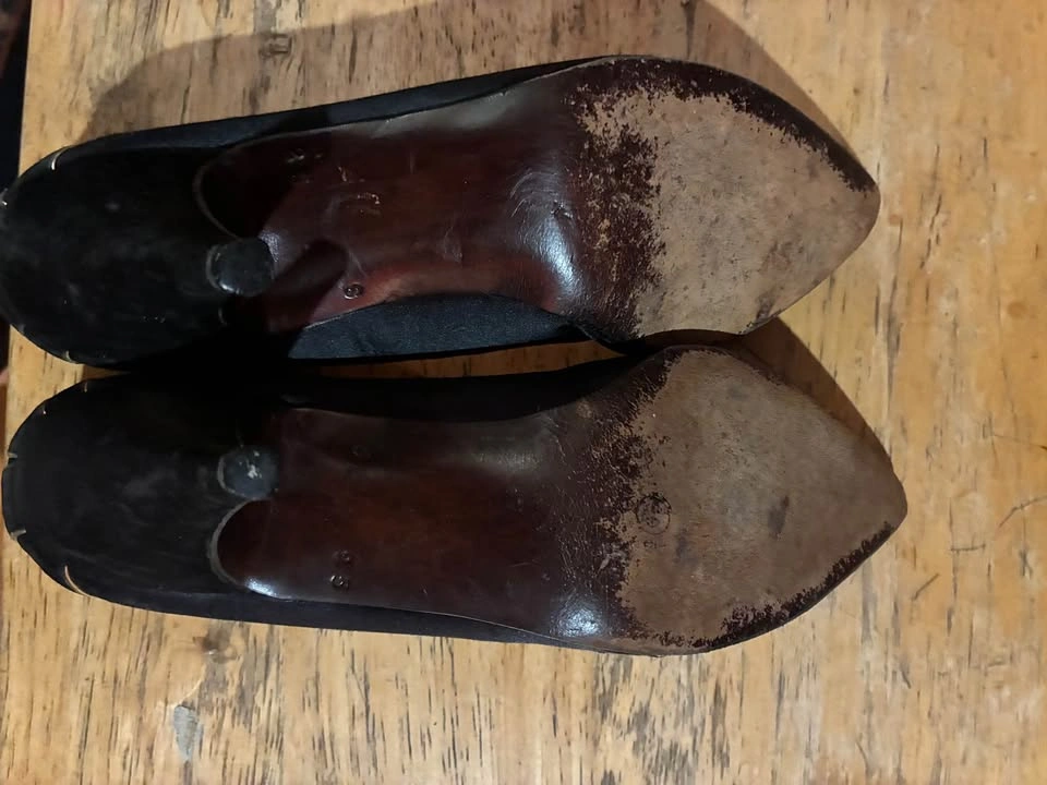 Italian heels shoes - Fits 7.5 - 8 womens - photo 3