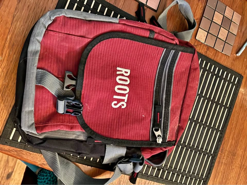 Vintage Roots sling bag