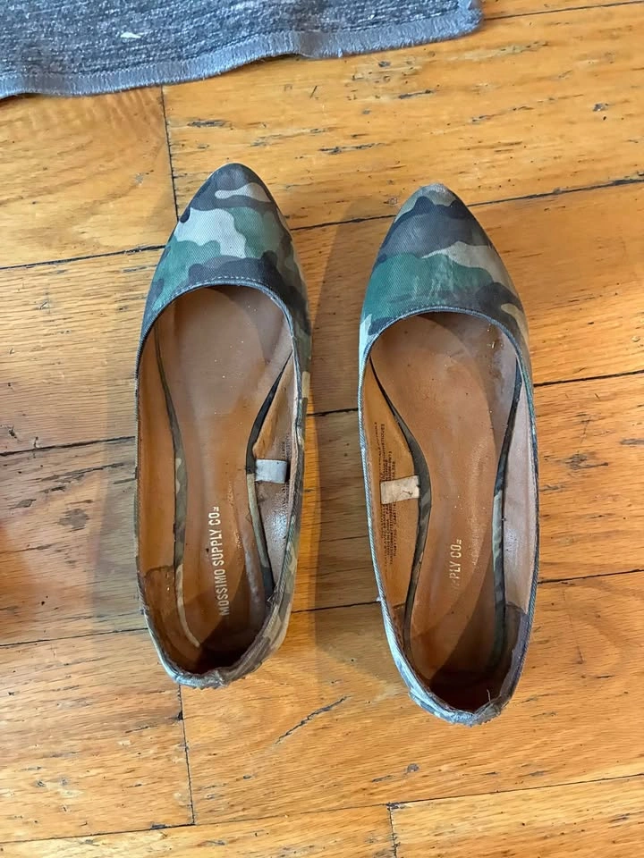Women’s Camo Slip Ons Size 7