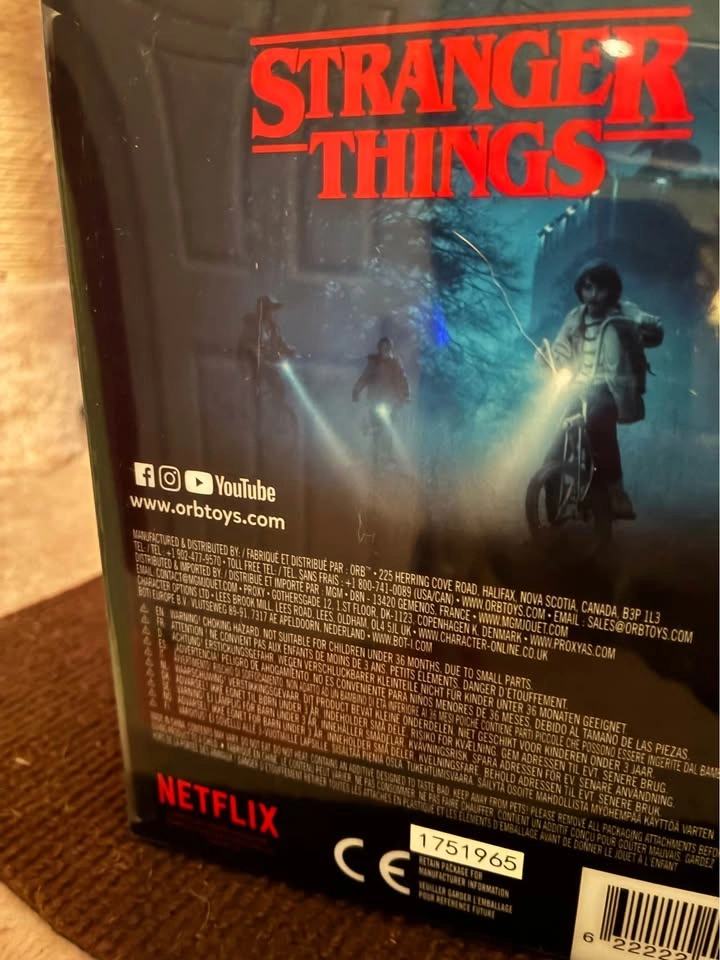 HOPPER - Stranger Things - Squishy - photo 2