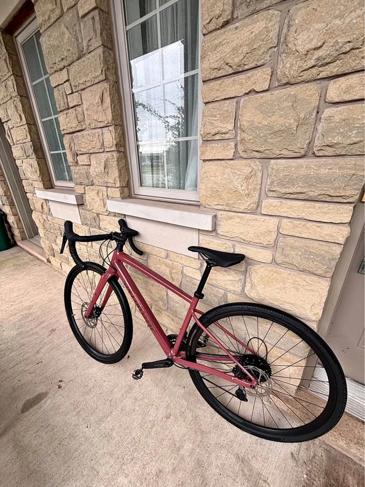 Specialized Diverge 3 Alloy Gravel Bike Shimano Cues 2x10 52cm