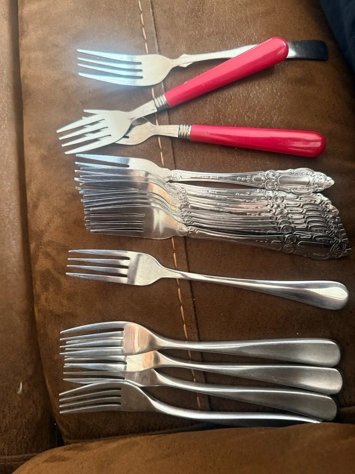 40+ Piece Assorted Flatware Set (Stainless Steel & Red) - photo 3