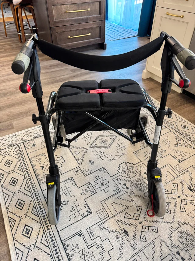 Nexus 3 Rollator Walker image indicator(5)