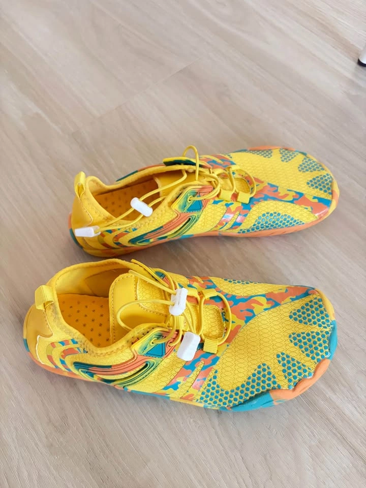Barefoot Shoes- size 9 - photo 2