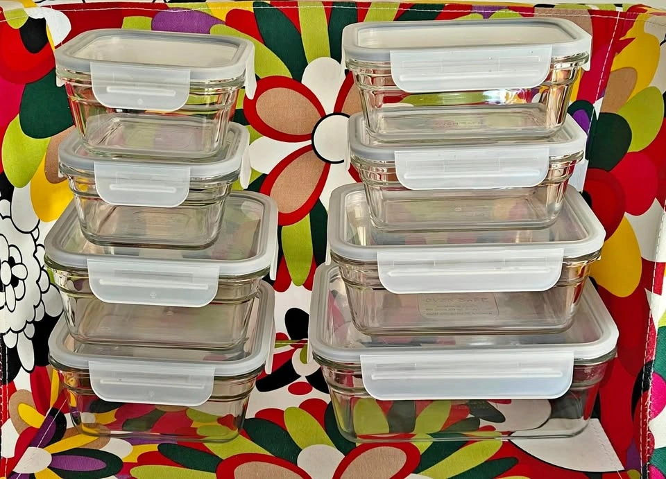 8 Glassloc Glass Storage Containers with Lids