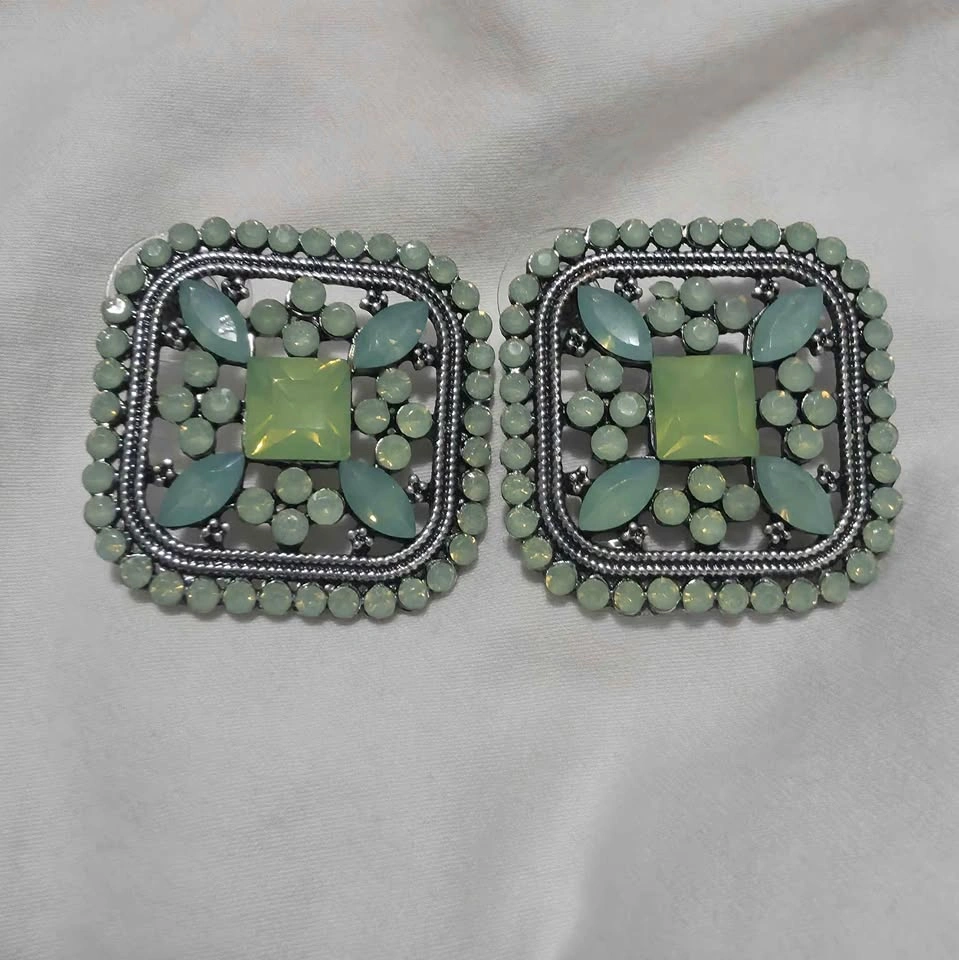 Fashion Accessories Mint Green Square Stud Earrings - photo 2