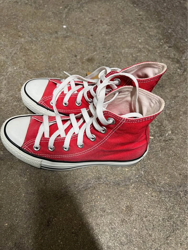 🏈 Converse Shoes - photo 2