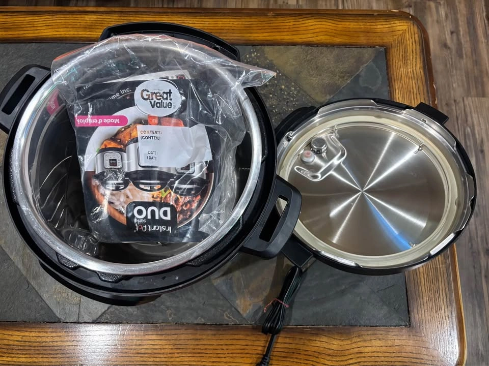 Instant Pot Duo 8-Quart 7-in-1 Electric Pressure Cooker - photo 2