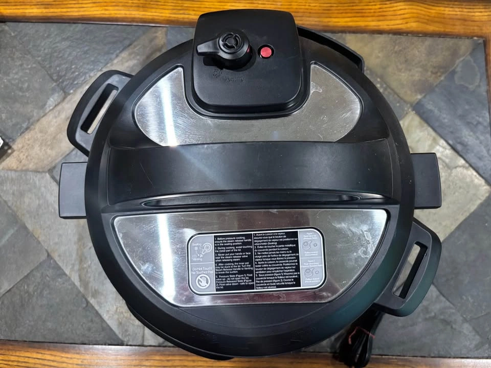 Instant Pot Duo 8-Quart 7-in-1 Electric Pressure Cooker - photo 3