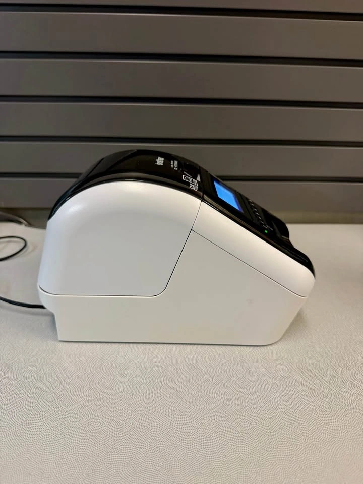 Brother QL-820NWB Professional Label Printer - photo 5