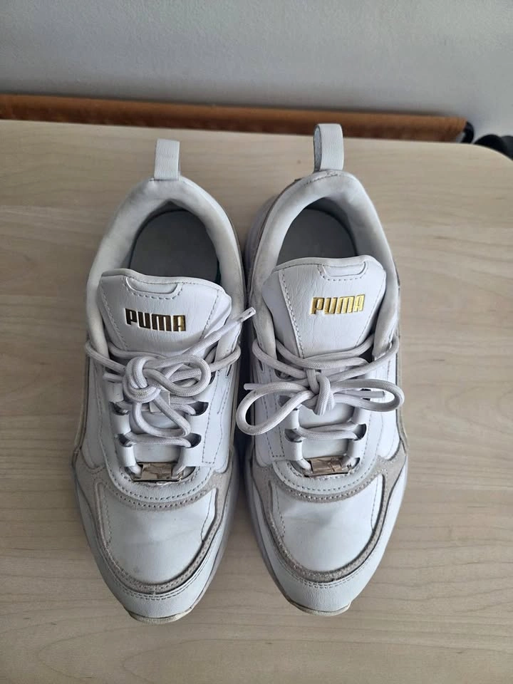 Puma White Shoes - Size 7.5