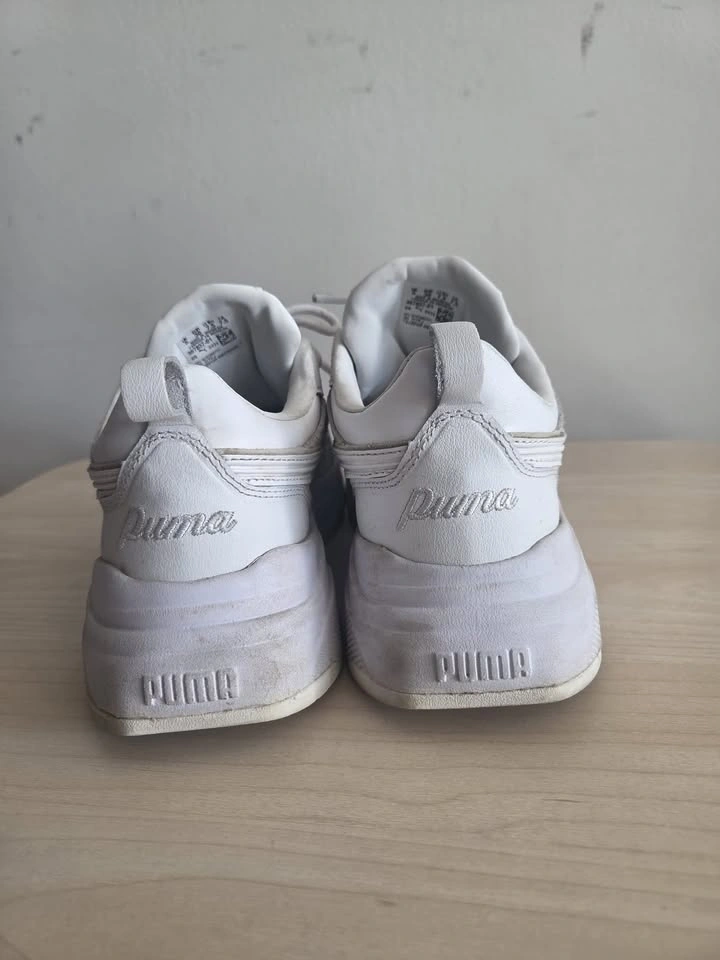 Puma White Shoes - Size 7.5 - photo 4