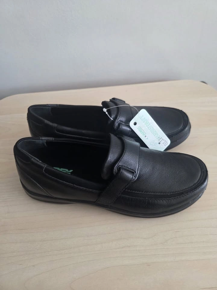 Apex - NWT Evelyn Black Shoes - Size 7 - photo 2