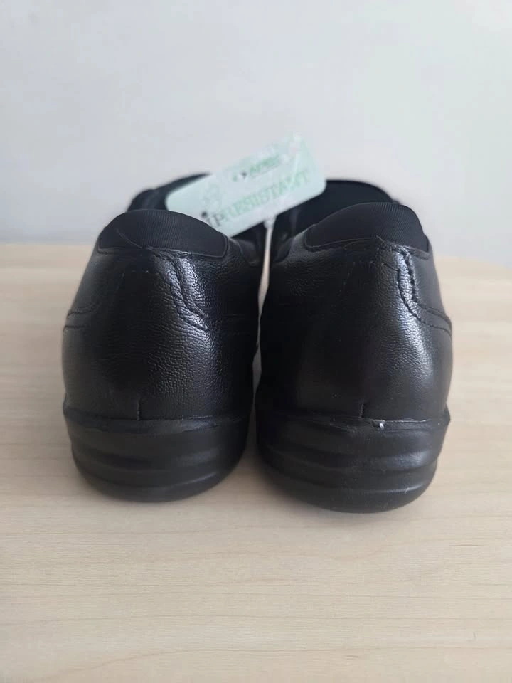 Apex - NWT Evelyn Black Shoes - Size 7 - photo 4