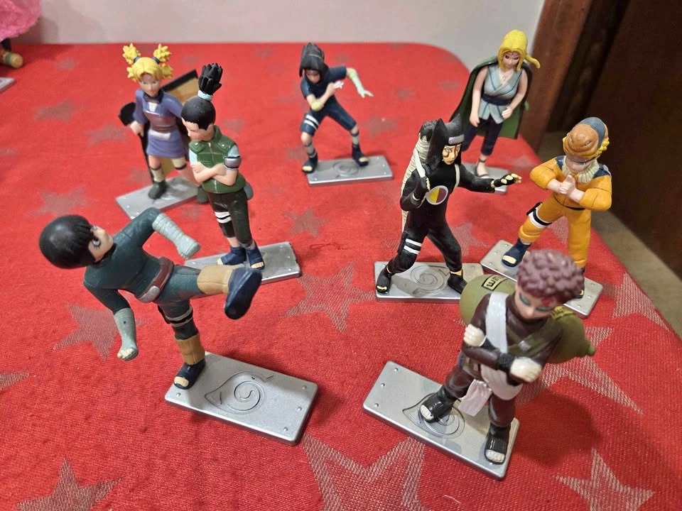 8 Bandai Naruto Ninkeishu (Ninja Collection) trading figures