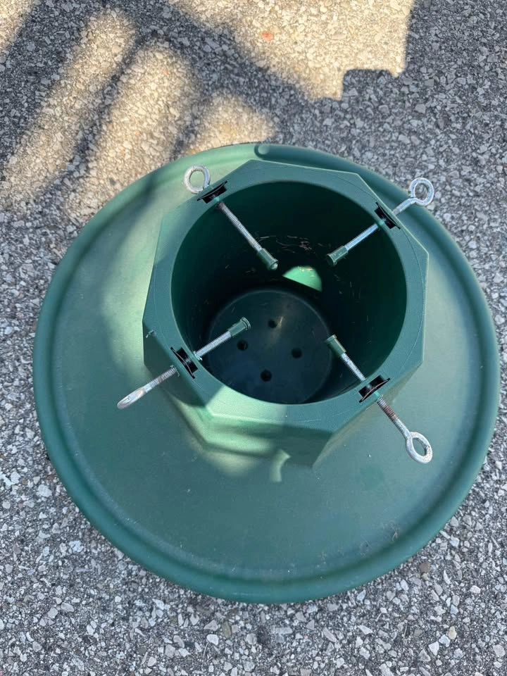 🎄 Green Christmas Tree Stand – Adjustable - photo 2