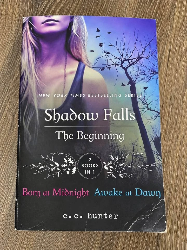 📚 C.C. Hunter Shadow Falls Book Collection – 10 Books - photo 2