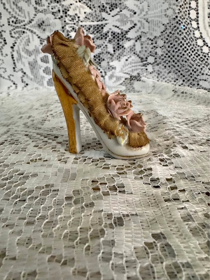 Vintage Mid Century intricate lace trimmed porcelain shoe
