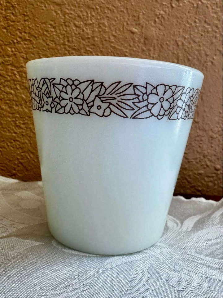 Vintage Pyrex “Woodland Brown” White Milk Glass Coffee Mug - photo 2
