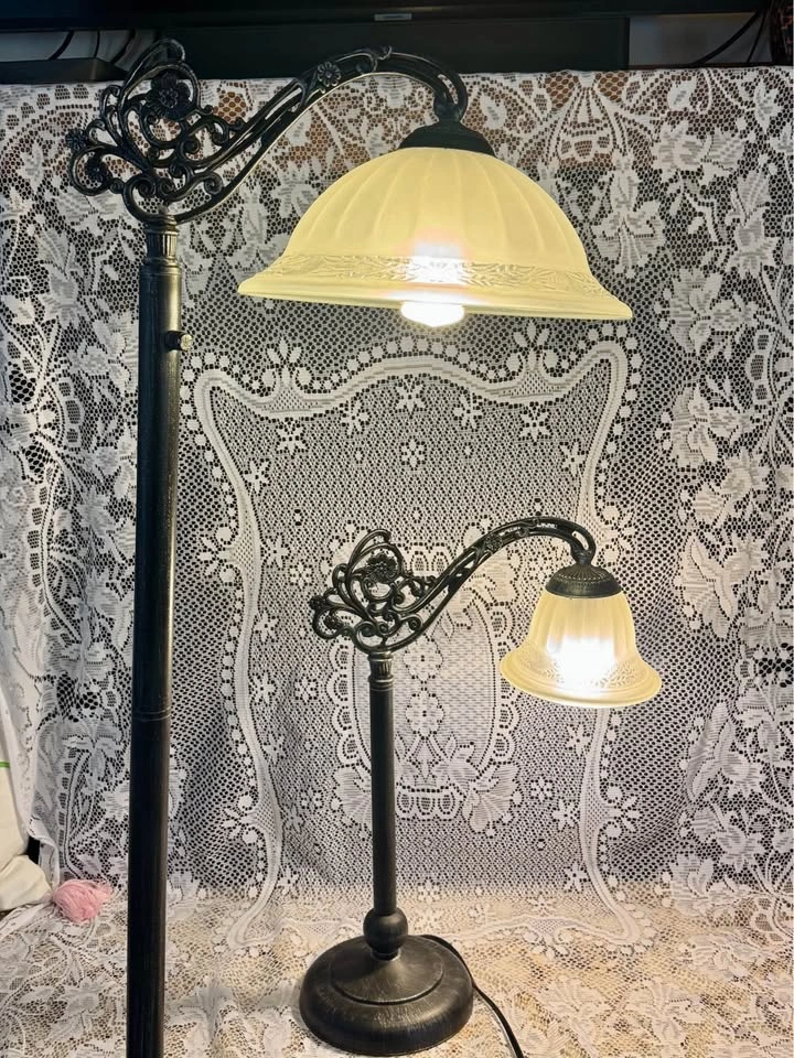 Victorian-Style Bridge Lamp Set (2002) Elite Classics - photo 2