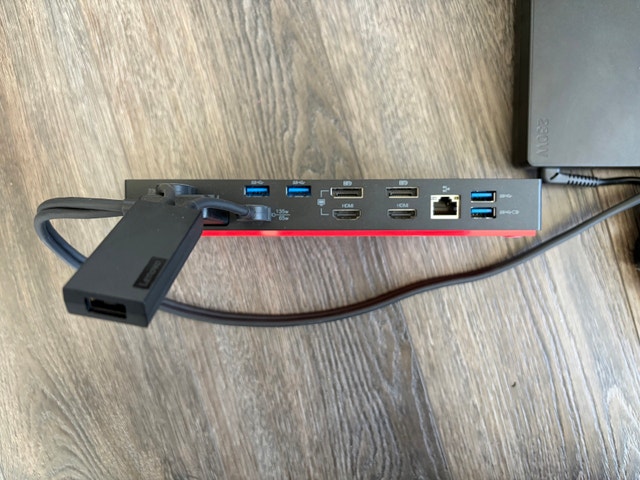 Lenovo ThinkPad Thunderbolt 3 Workstation Dock (Type 40AN) - photo 2