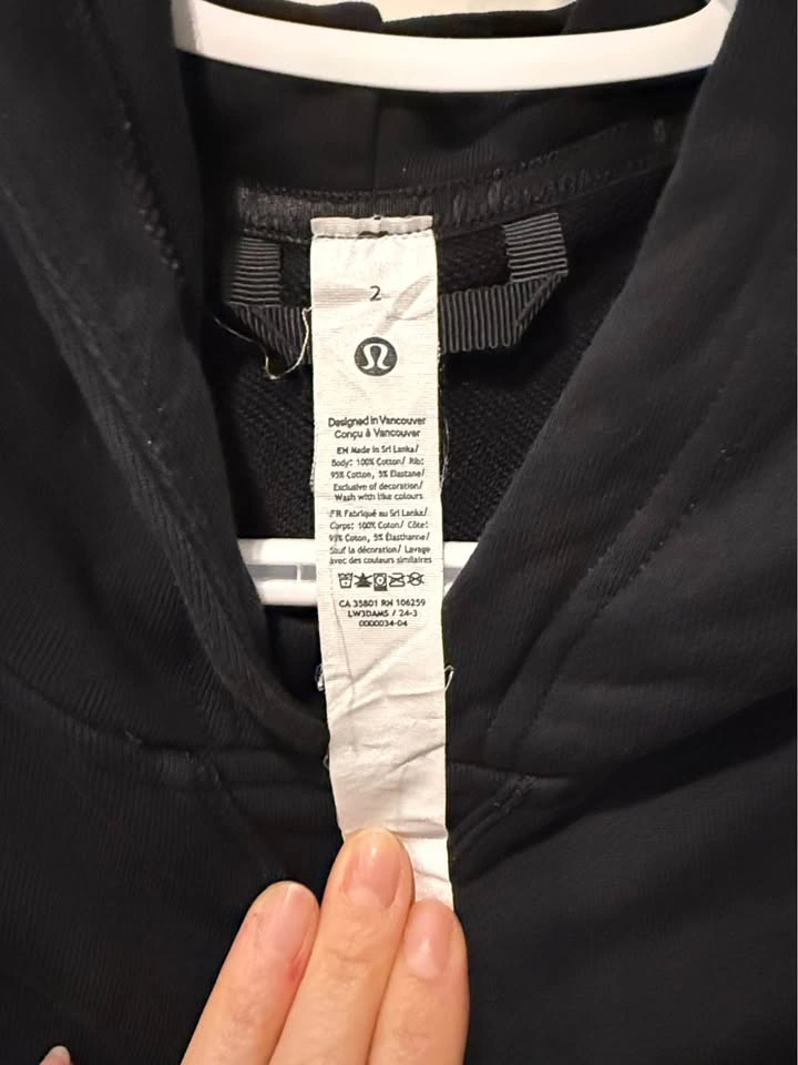 Lululemon Black Hoodie - photo 2