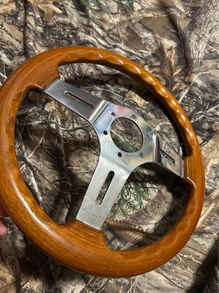 Vintage OBA Wood Grain Steering Wheel - photo 3