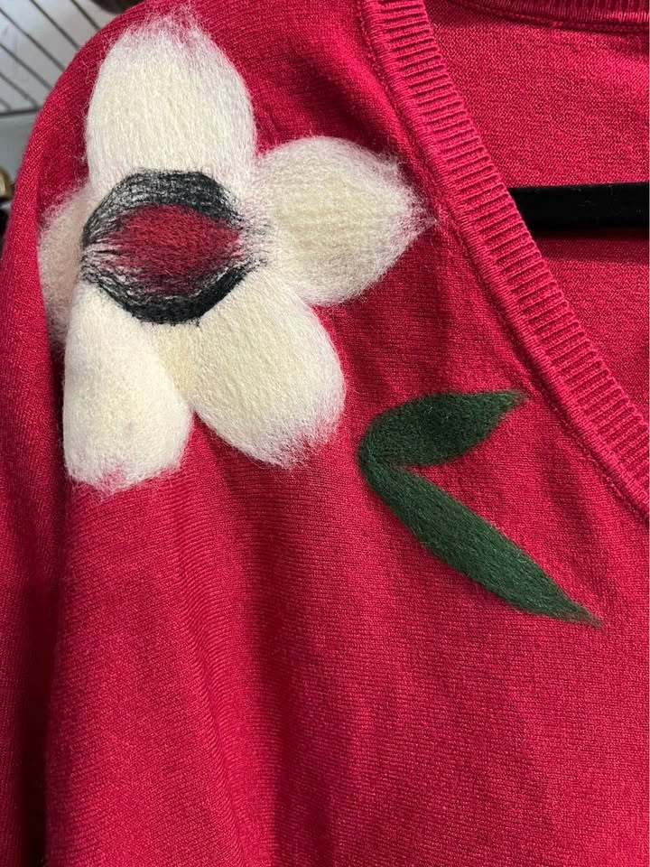 🏈 Beautiful Deep red Knit Top - photo 2