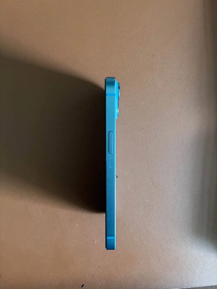 Apple iPhone 14 128GB - 100% battery - photo 4
