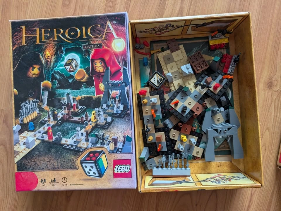 Lego Heroica 3857 + 3859 (complete) - photo 2