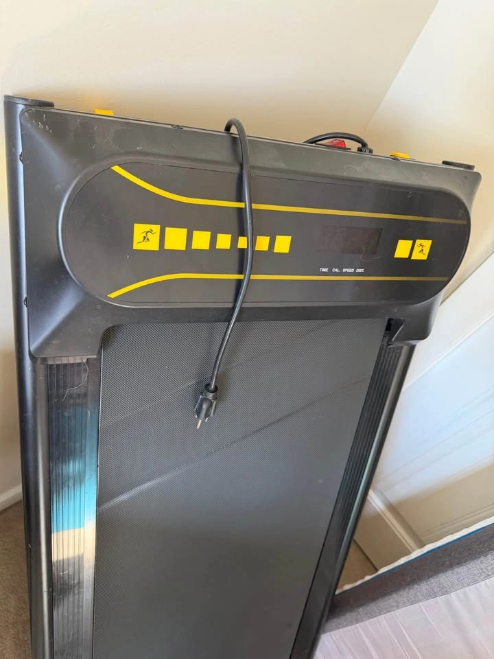 Treadmill - photo 2