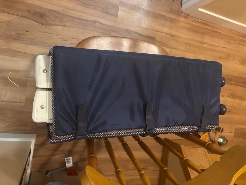 Portable Travel Bassinet or play pen - photo 2